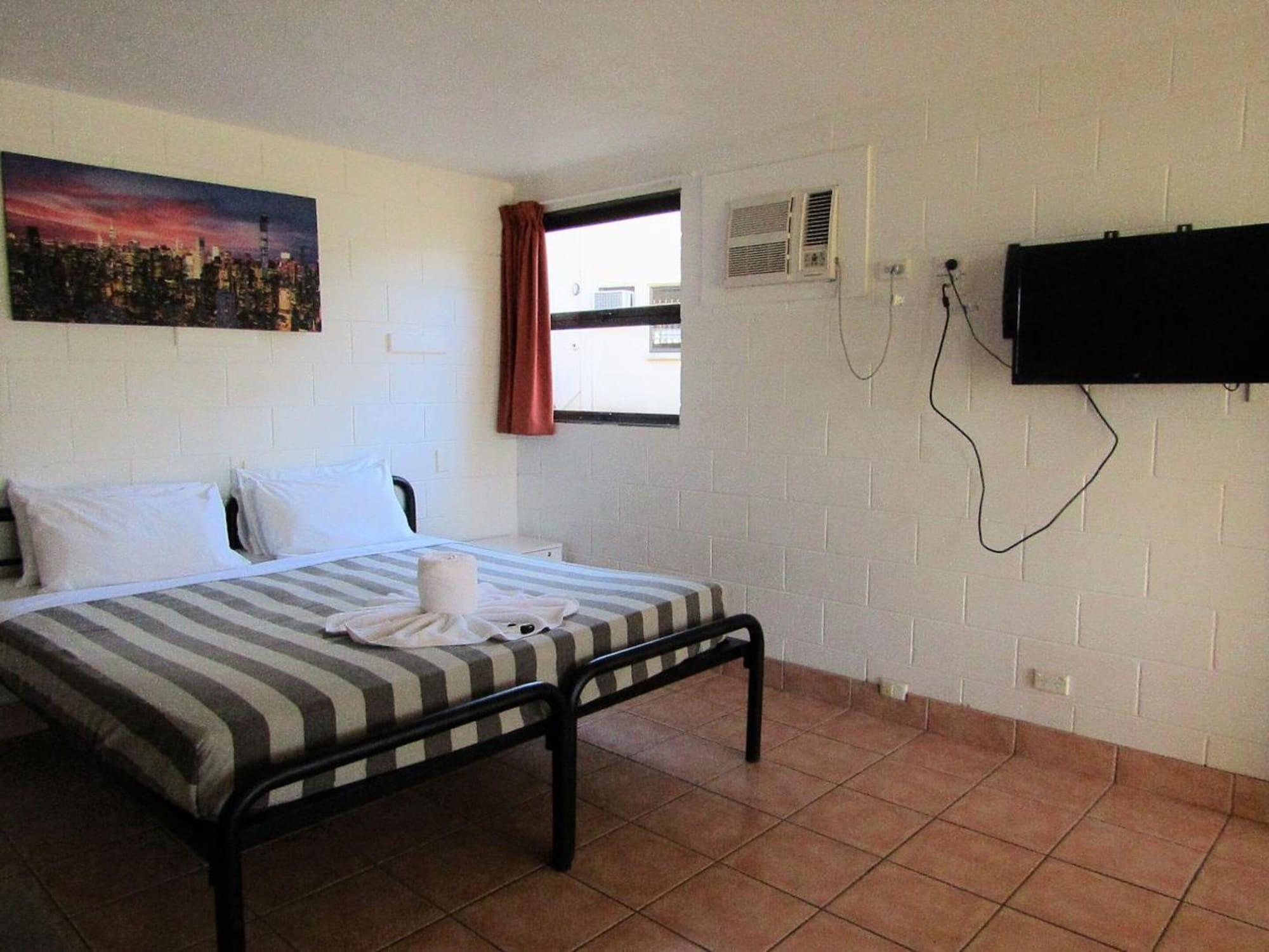 Nomads Airlie Beach (Adults Only) מראה חיצוני תמונה