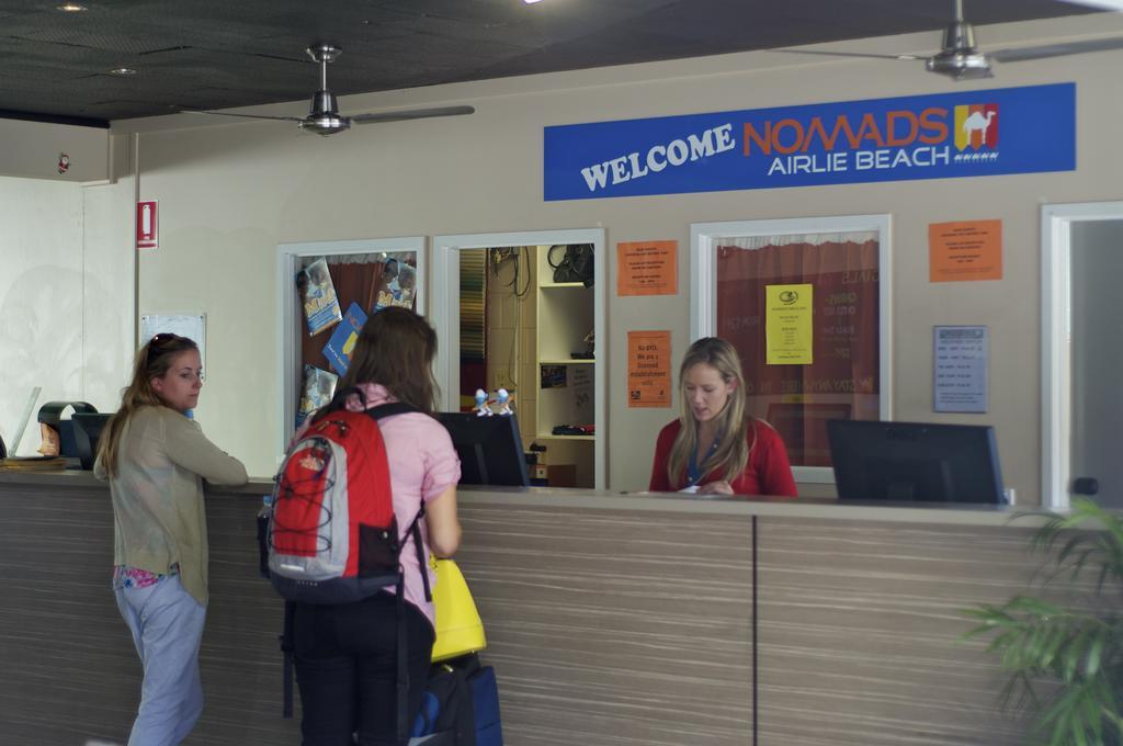 Nomads Airlie Beach (Adults Only) מראה חיצוני תמונה